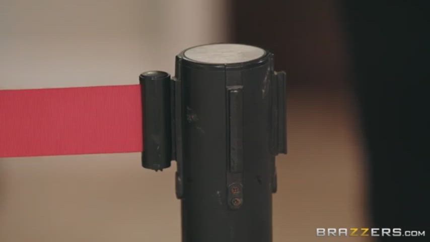 Autumn Falls Giving or Given the VIP Treatment - free porn video