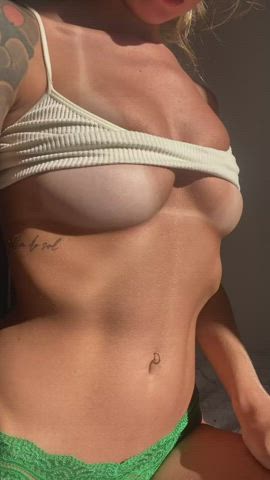 I will just let them drop on your bearded face - free porn video