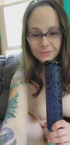 What's better than a horny MILF? - free porn video