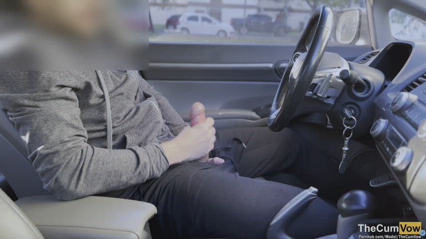 Hey! Come to the backseat to take a ride😋 - free porn video