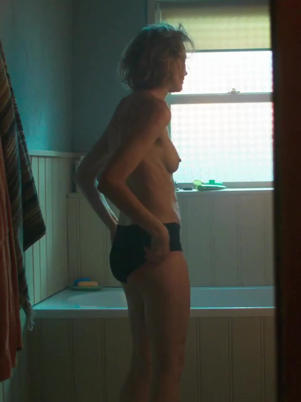Naomi Watts in new movie 'Infinite Storm' - free porn video
