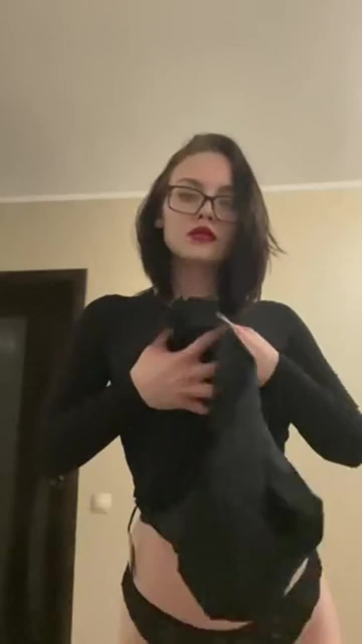 my outfit for a walk in the park with you - free porn video