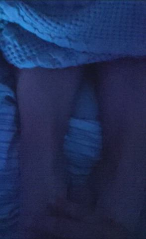 she scrolled Facebook while I fucked her feet (story in comments) - free porn video