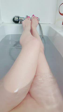 Wanna get wet, Daddy?? 💦 - free porn video