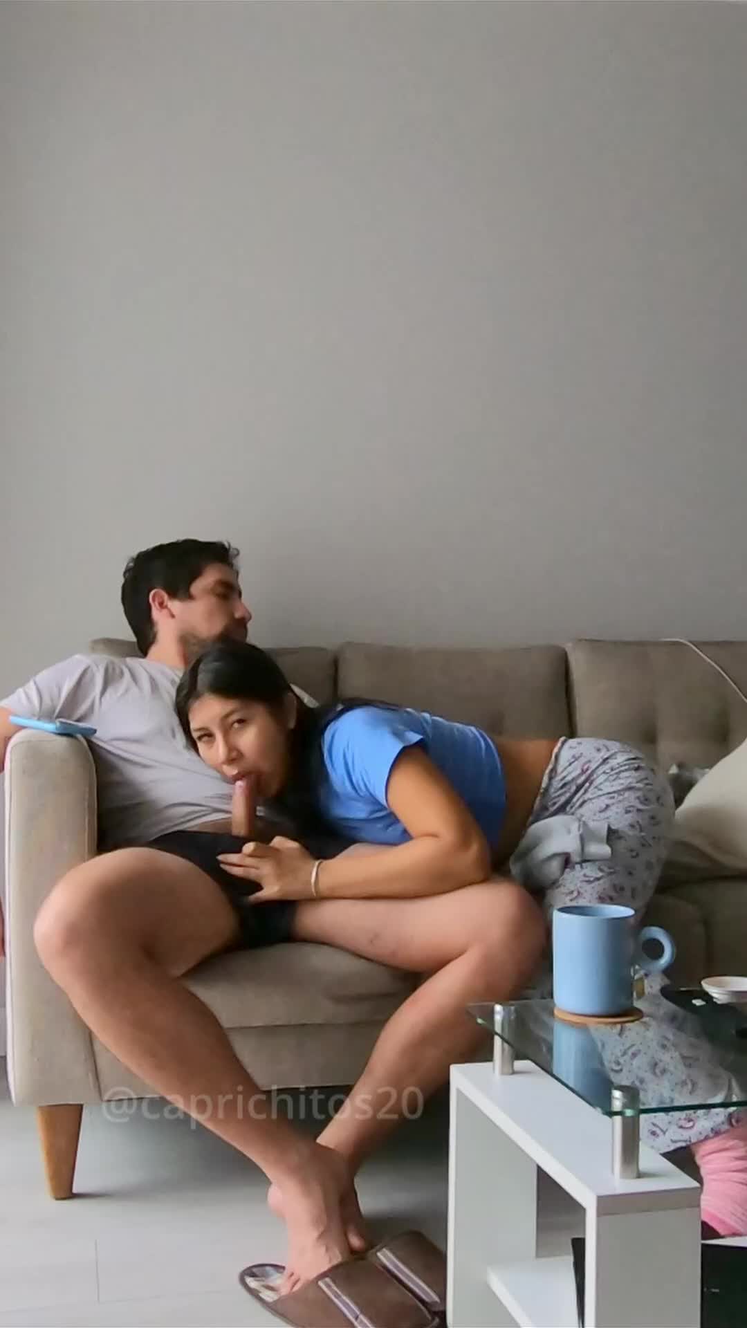 Playing blowjob - free porn video