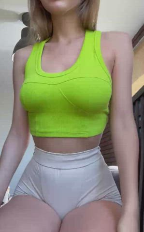 Squishy boobs bounce very good and real men would love this - free porn video