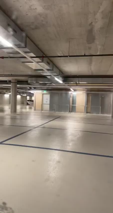 Groceries shopping with my girl ended up with my dick down her mouth in the parking - free porn video