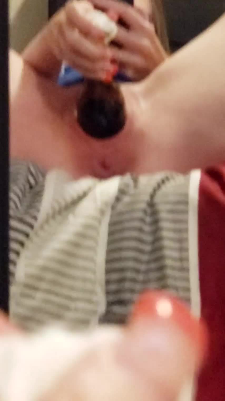 Enjoying a beer - free porn video