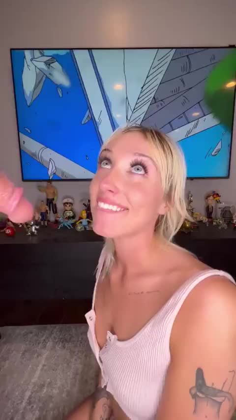 She has a lot of skill with her throat - free porn video