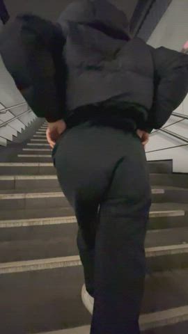 Got too horny at the station... had to pull my pants down and flash my big juicy teen ass, hopefully you would like it if you saw me like this :) - free porn video