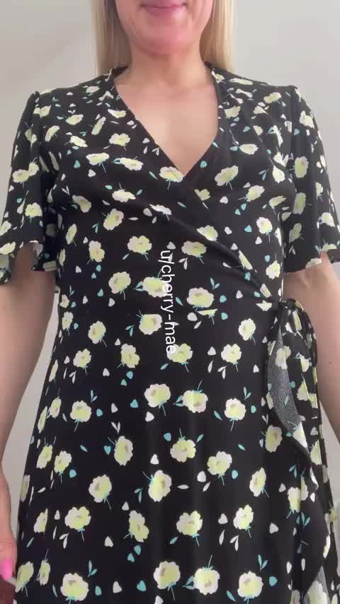 Wrap dress for easy breeding access - free porn video