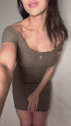 I'm looking for a threesome someone? - free porn video