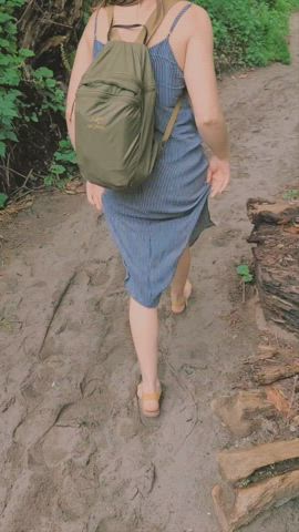 No panties and a butt plug, yes I'll let you walk behind [GIF] - free porn video