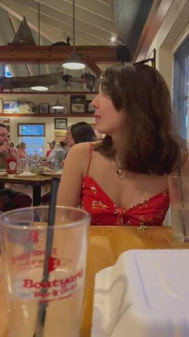 Quick restaurant flash 😏 - free porn video