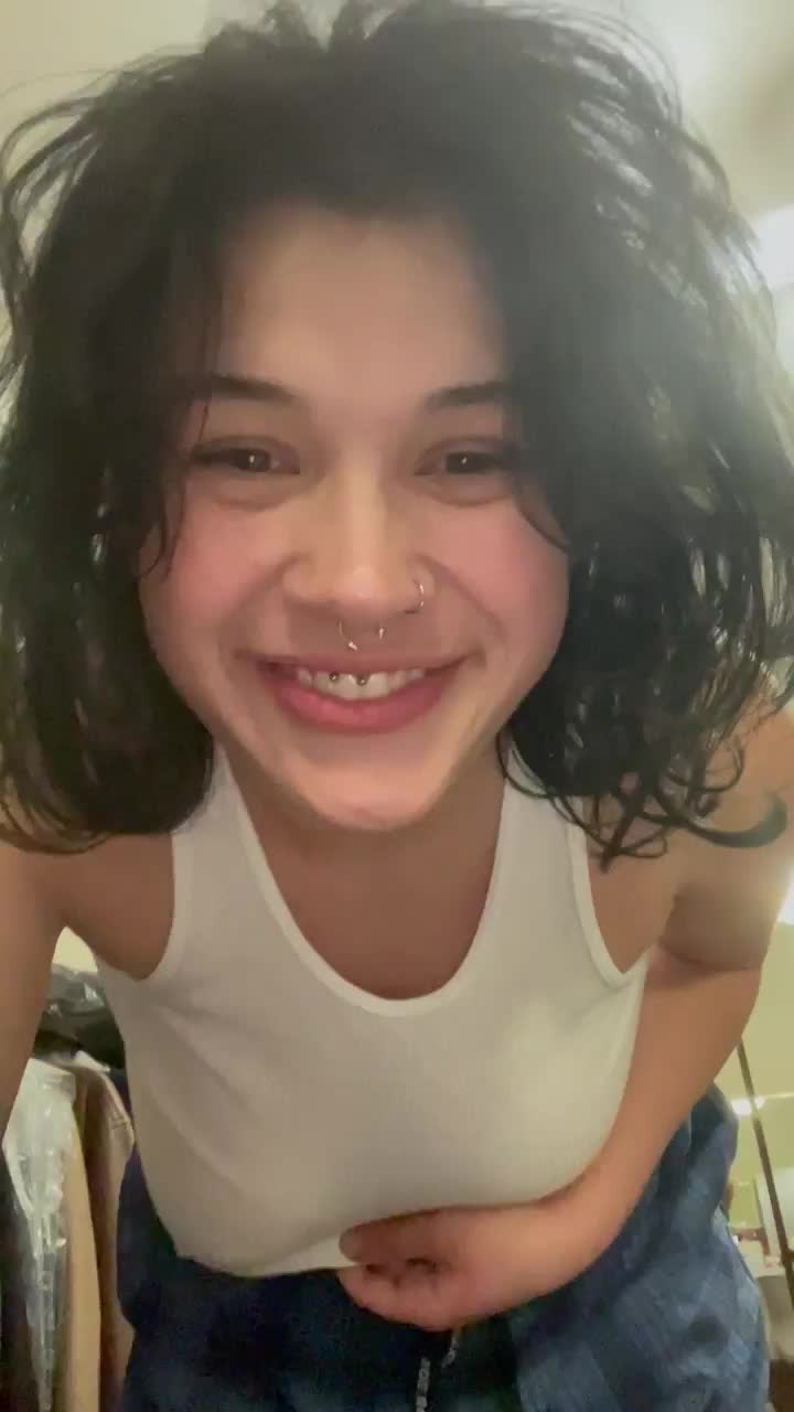 my top doesnt really contain them, i hope u dont mind - free porn video