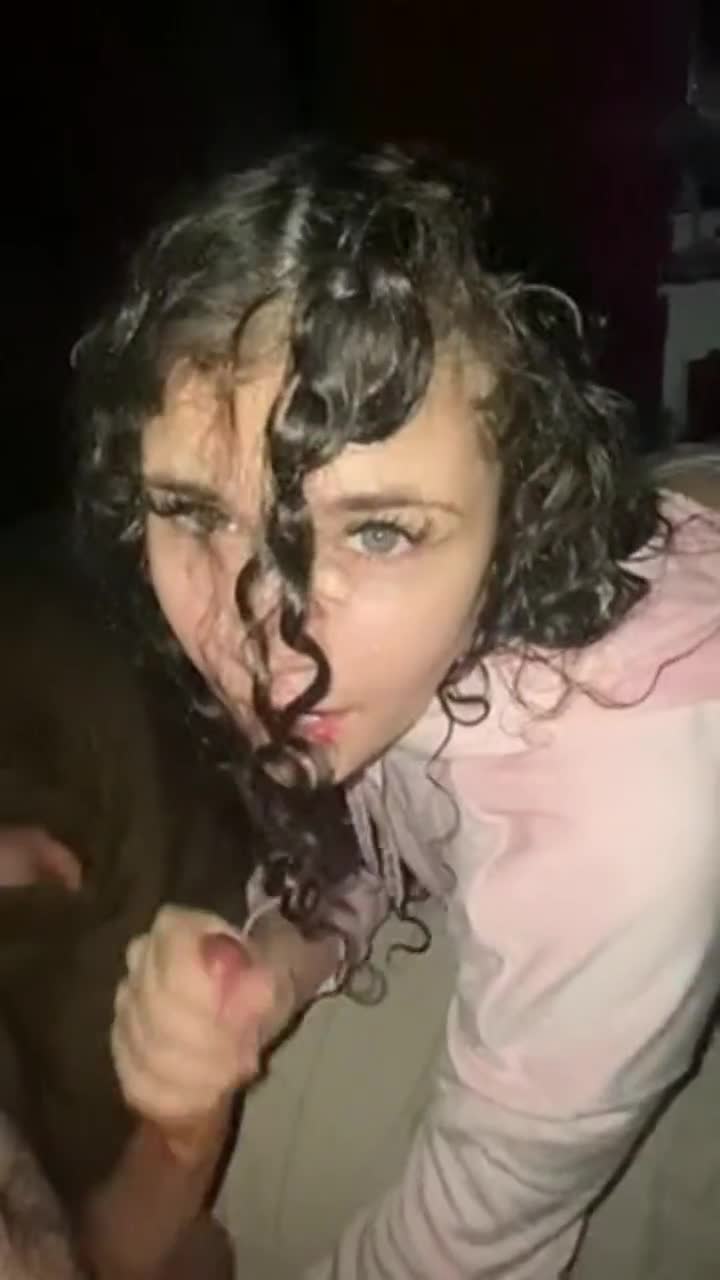 Dick makes me so happy - free porn video