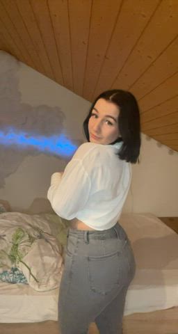 Want me to blow your mind tonight? - free porn video