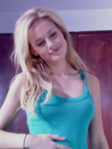 Brie Larson at 18 - free porn video