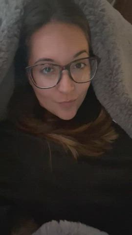 Imagine how big they would be full of milk 🖤 - free porn video