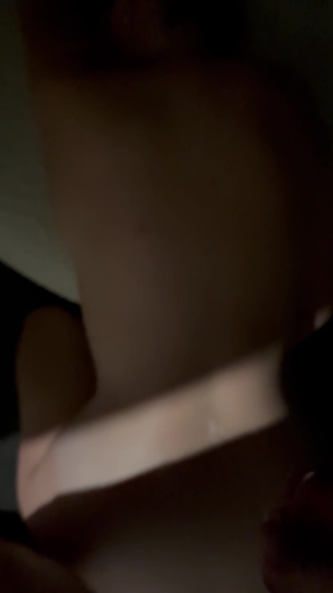Cum on my back while I still figure out what just happened to me  - free porn video