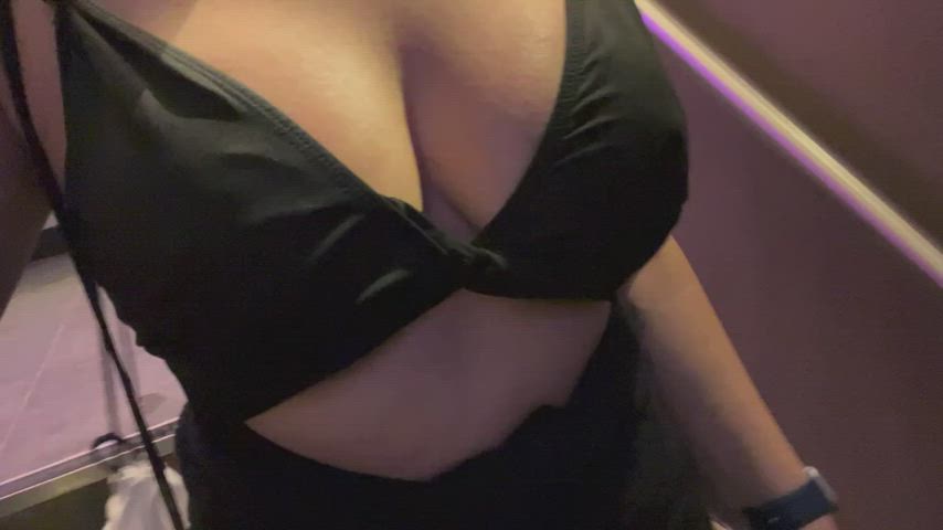 Out in public… - free porn video