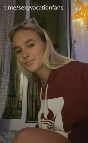 Wanna see it a bit more longer so you can jerk off? - free porn video