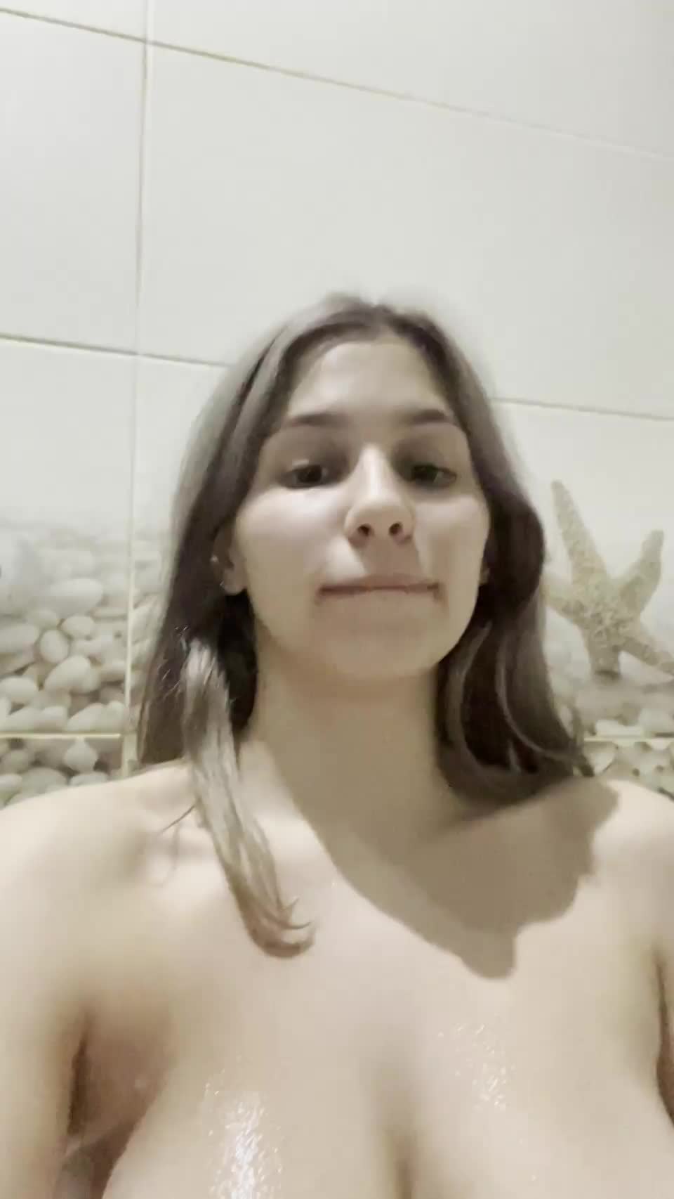 Thick tits, big vibes - free porn video