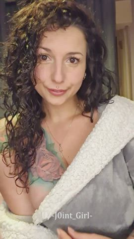 Try not to take your eyes off my eyes - free porn video