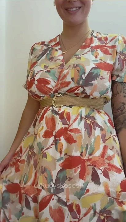 What I wear to go pick up the kids from school, after you just put another in me 🤭 - free porn video