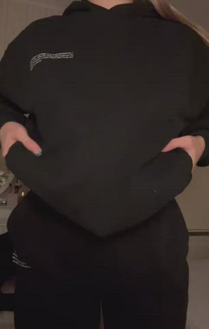 im only 4´11 waiting for your dick to fuck my throat - free porn video