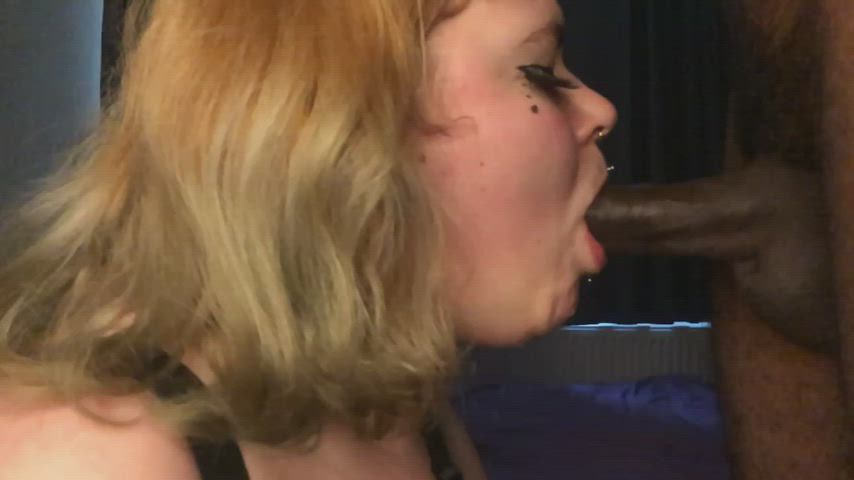 I wish he’d hold my head down and choke me with it - free porn video