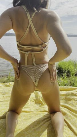 Searching for something to sit on - free porn video