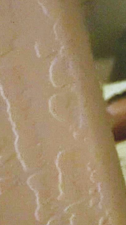 The whole thing couldn’t even fit but it still made my legs shake. - free porn video