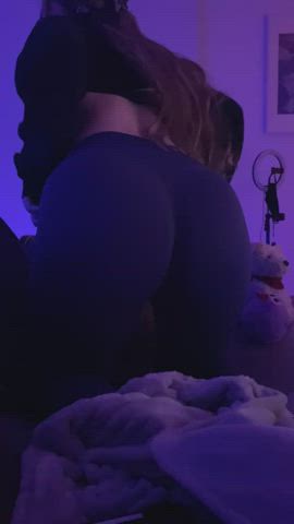 i hope i can make your day better with my little jiggle - free porn video