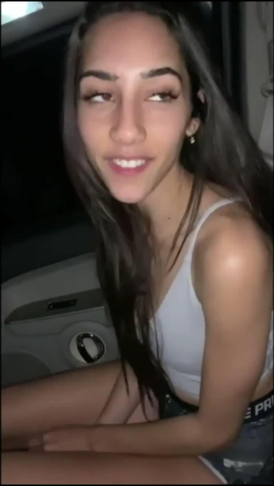 Giving him a car ride - free porn video