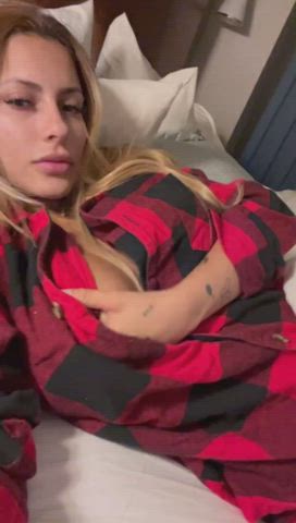 After good morning 😋 or before good night 💦 - free porn video