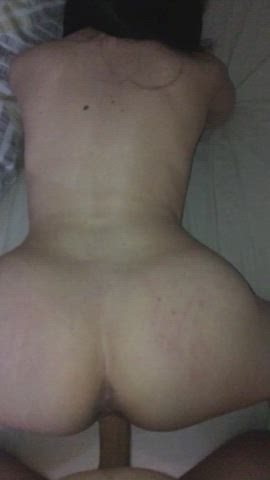 Big booty bouncing! - free porn video