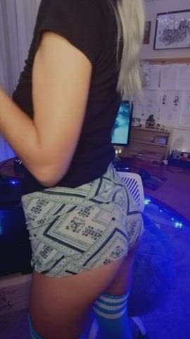playing in my BotW tee tonight 😄 [OC] - free porn video
