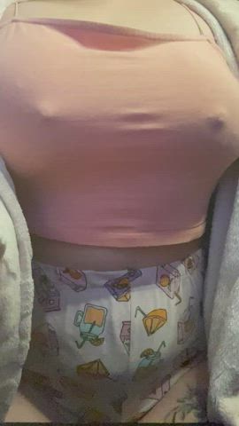 Just blessing your screen with some British tits - free porn video
