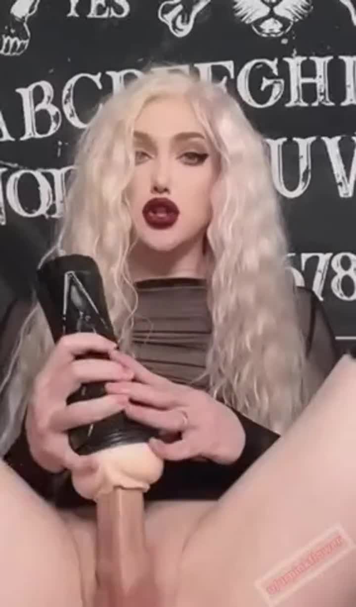Wish it was your throat - free porn video