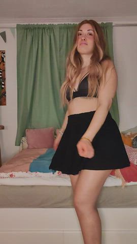 Oops, totally unexpected upskirt here... - free porn video