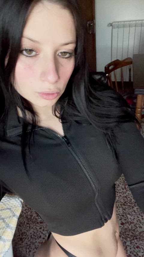 My friends told me my boobs and my ass makes men happy - free porn video