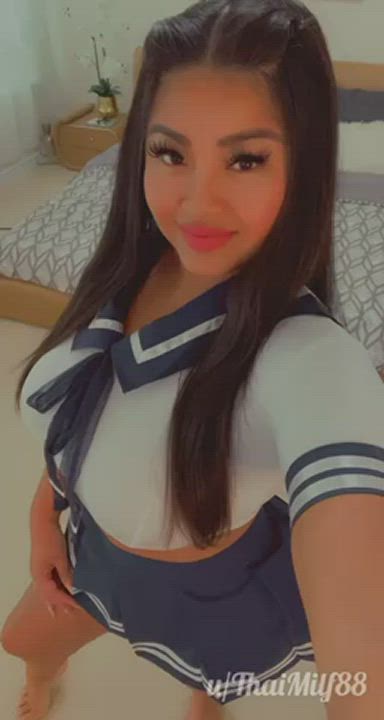My natural boobs look good enough for extra credits? - free porn video