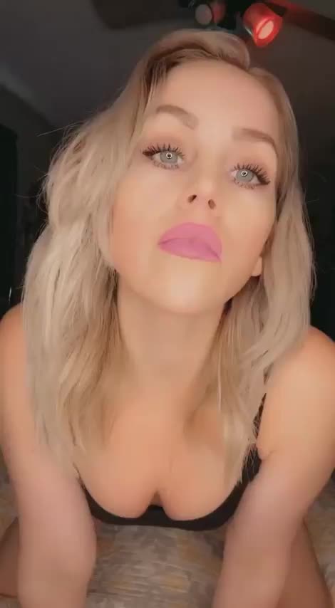 Can I stay here? - free porn video