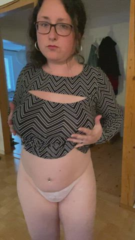 Do you eat 42 year old pussy? - free porn video