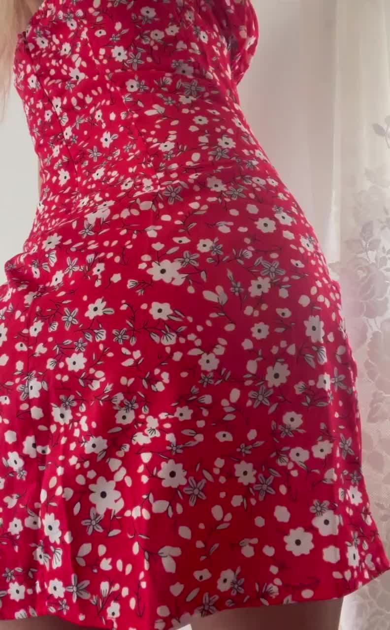 It’s prettier from behind - free porn video