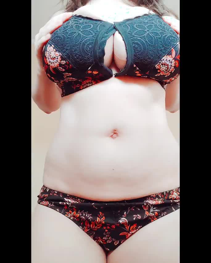 I have no plans for the weekend 🤔 - free porn video