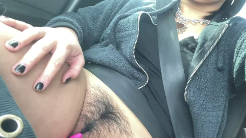 Do you like it when I play during drives daddy?🚙🥺 - free porn video