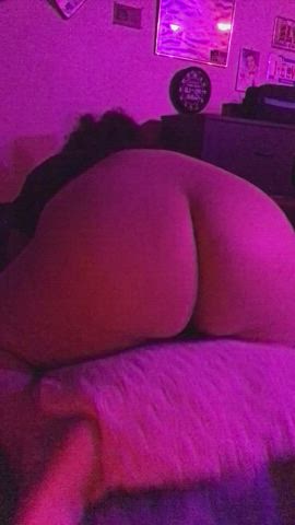 Pillow humping feels so good. - free porn video