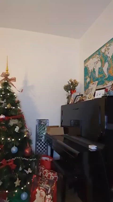 All i want for xmas is... - free porn video